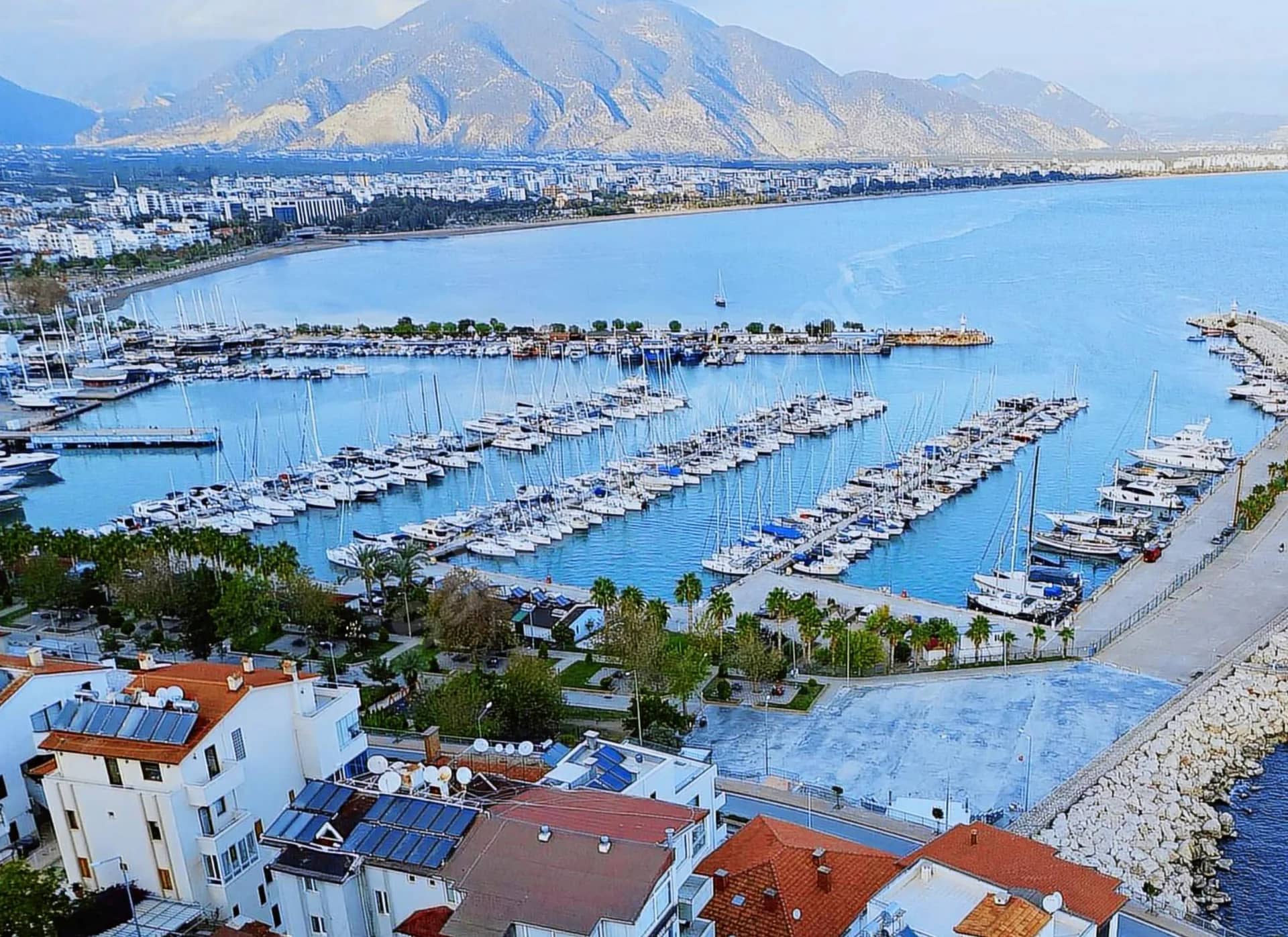 Finike Sahil Liman Üstünde Full Manzaralı 21 Odalı Satılık Otel ilan görseli