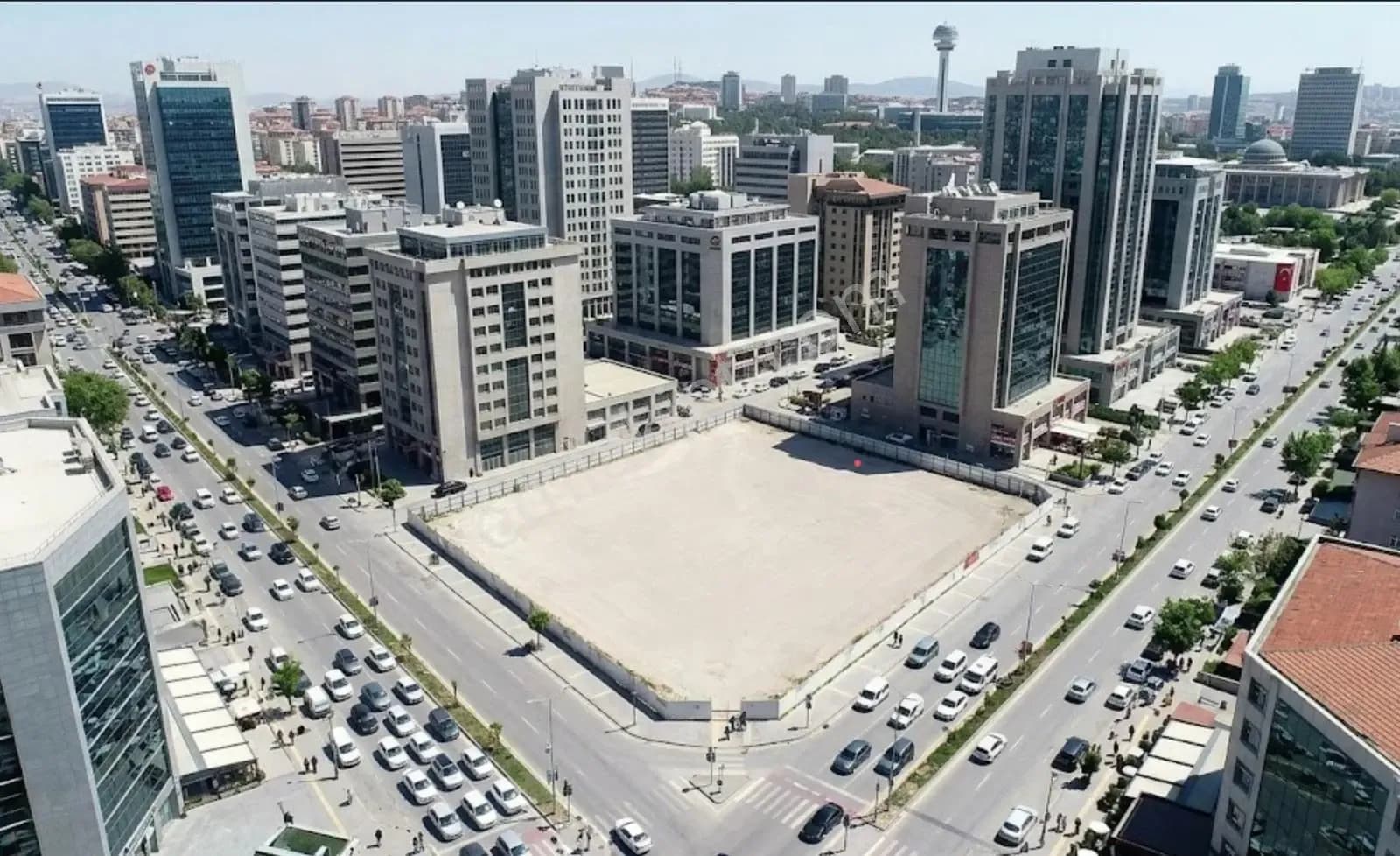 Ticari 16 Kat İmarlı Şehir Merkezinde 5300 M2 Satılık Arsa