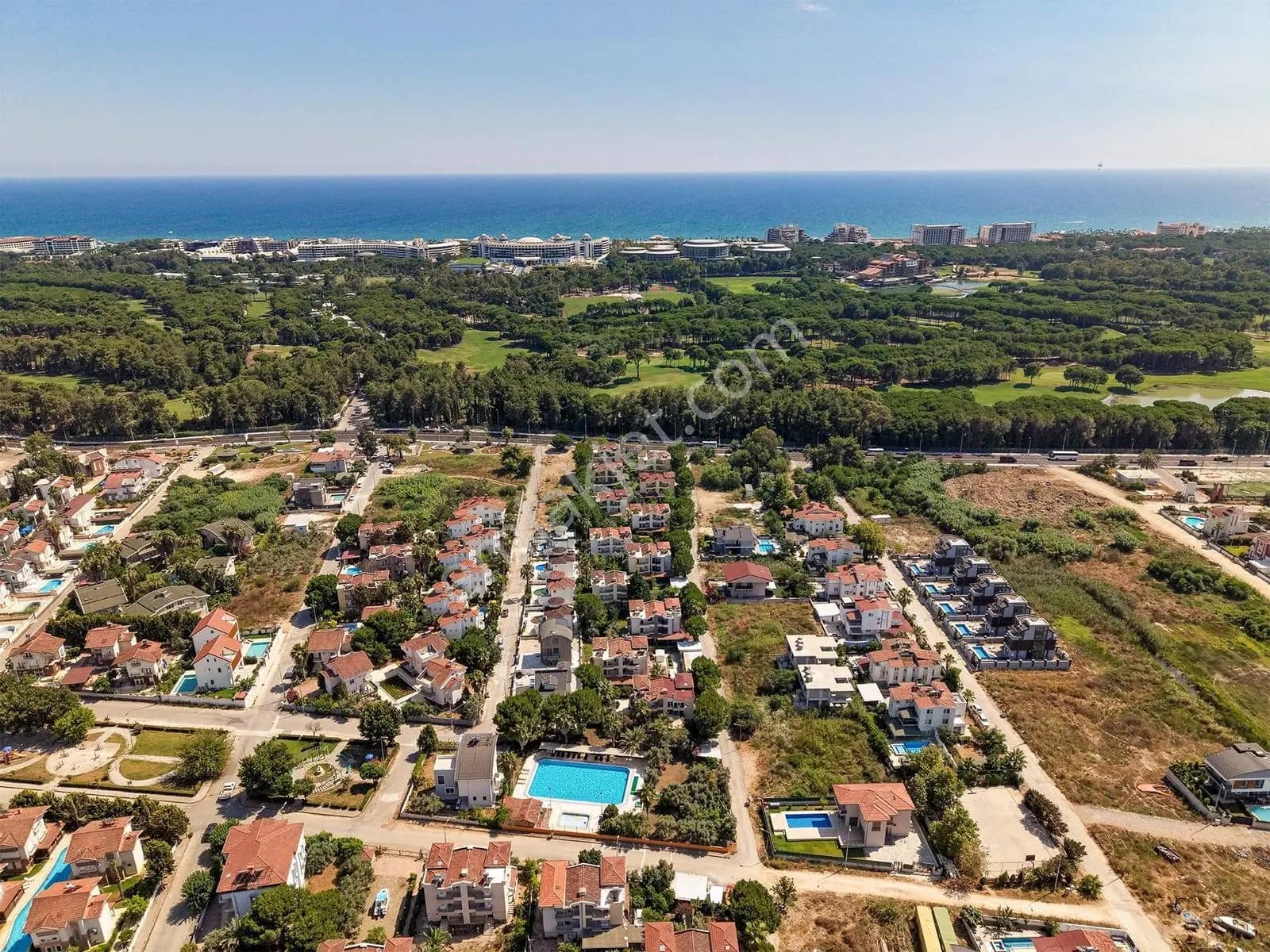 Belek Site İçinde Geniş Bahçeli Teraslı 3+1 Satılık Villa ilan görseli